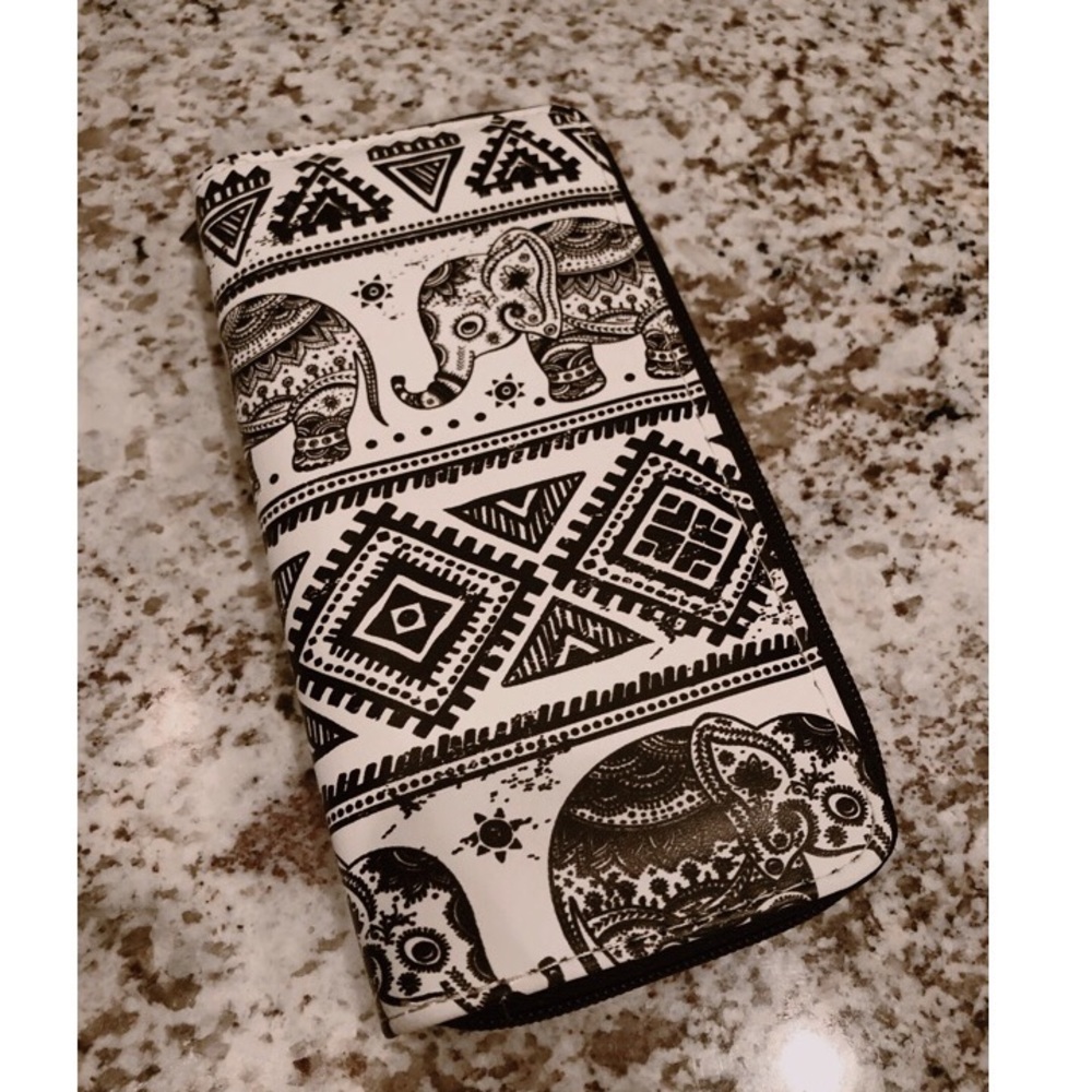 Elephant wallet 🐘